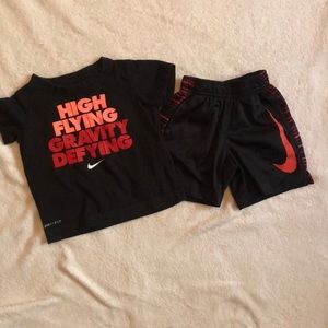 Nike shirt set